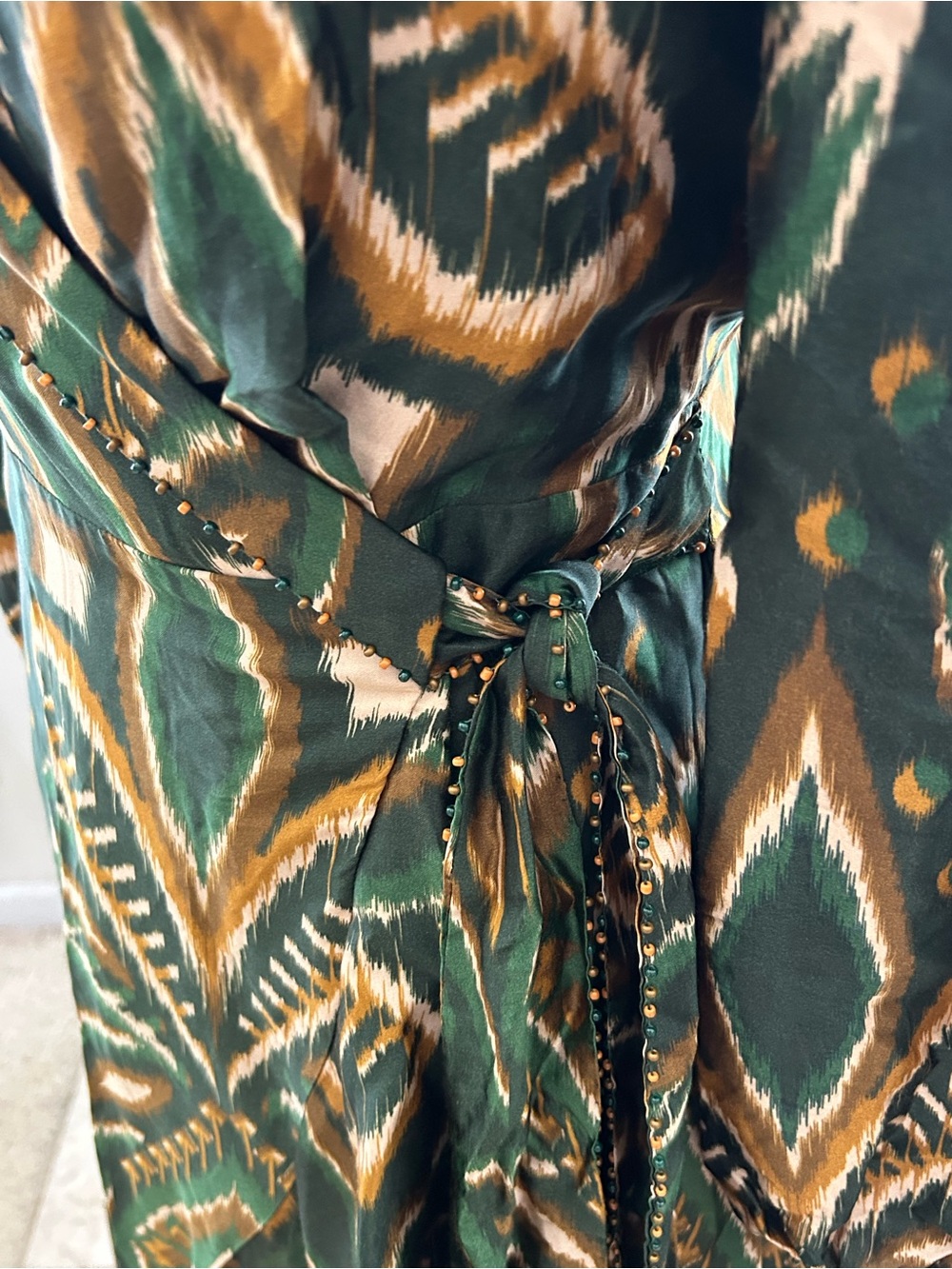 FARM Rio Pineapple Ikat Asymmetric Emerald & Gold Printed Long-Sleeve Wrap Dress - Picture 6 of 16